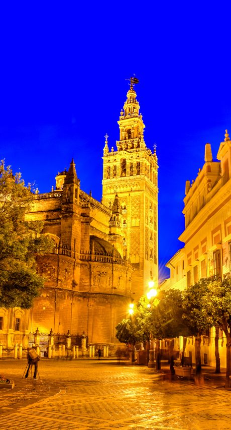 la_giralda_sevilla_spain